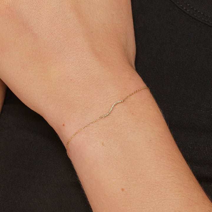 Medley Bracelets/Bangle Diamond Fine Wave Bracelet in 10k Gold