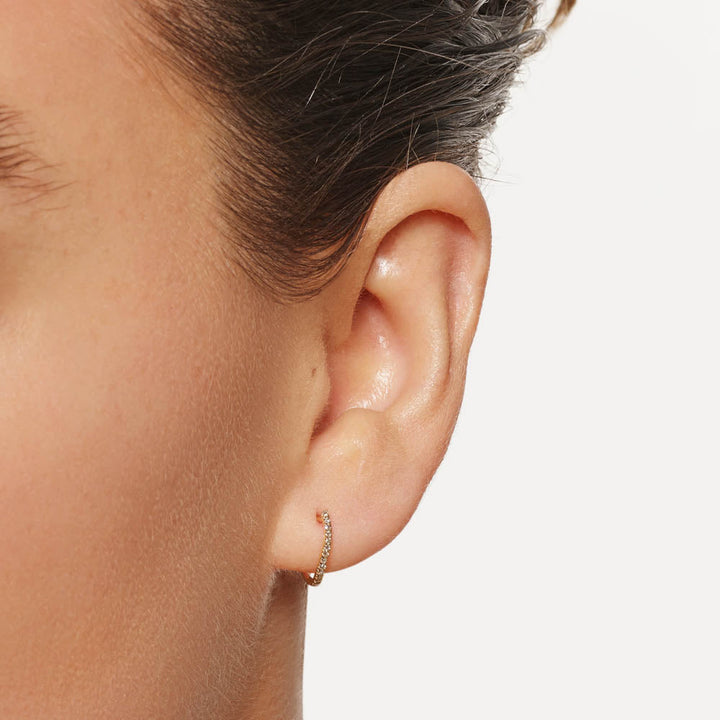 Medley Earrings Diamond Fine Wave Huggie Earrings in 10k Gold