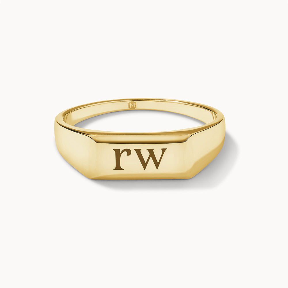 Medley Ring Engravable Rectangle Signet Pinky Ring in Gold