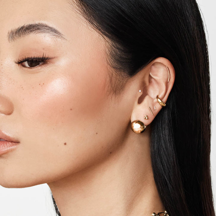 Medley Earrings Fine Bar Stud Earrings in 10k Gold