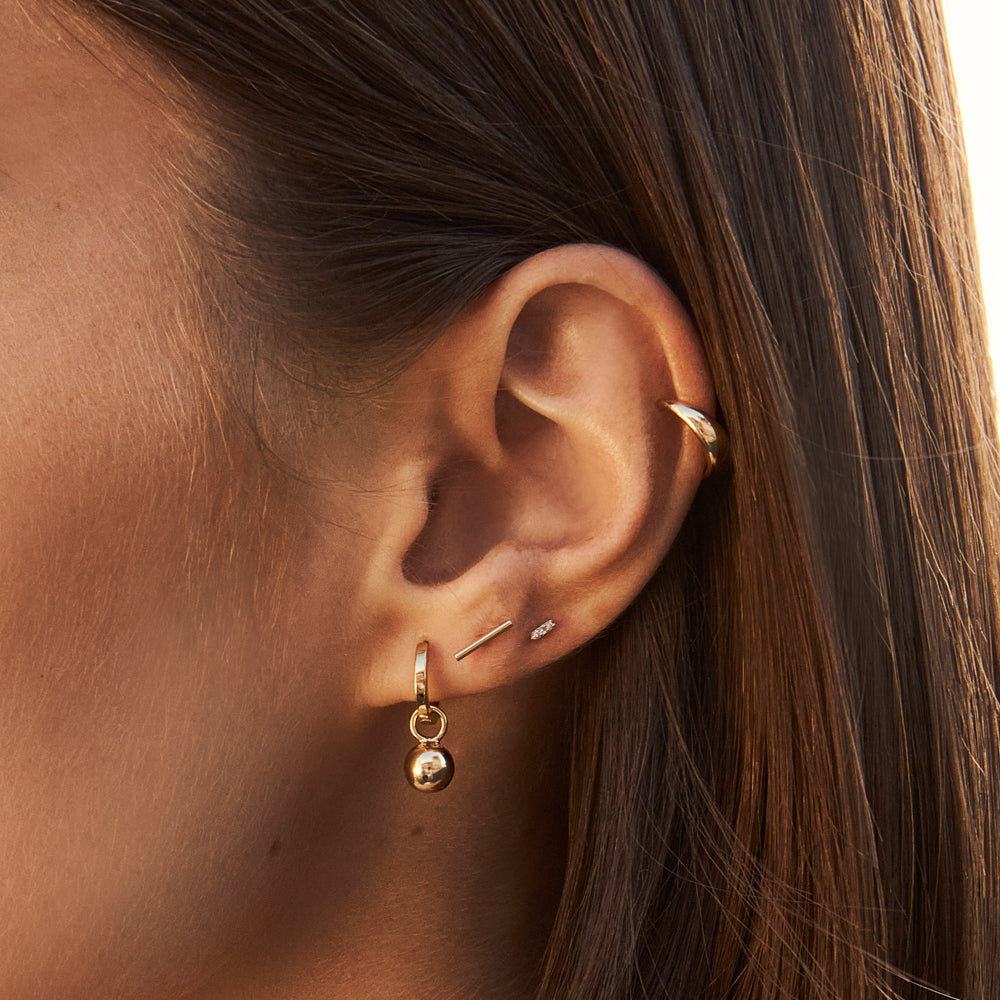 Medley Earrings Fine Bar Stud Earrings in 10k Gold