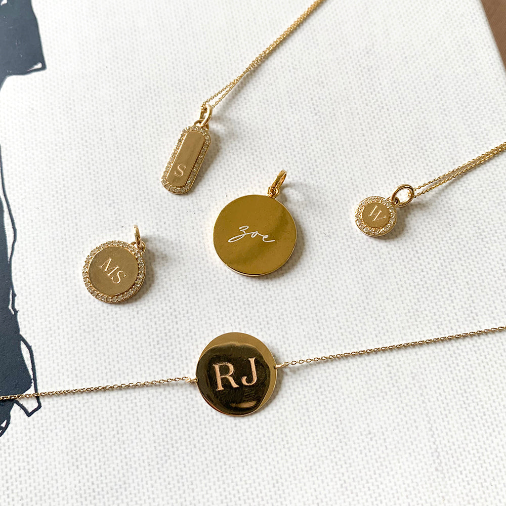 Medley Pendant Full Moon Pendant in Gold