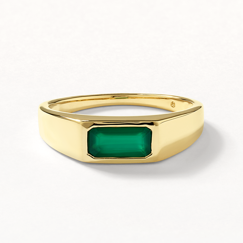 Medley Ring Green Agate Signet Pinky Ring in Gold