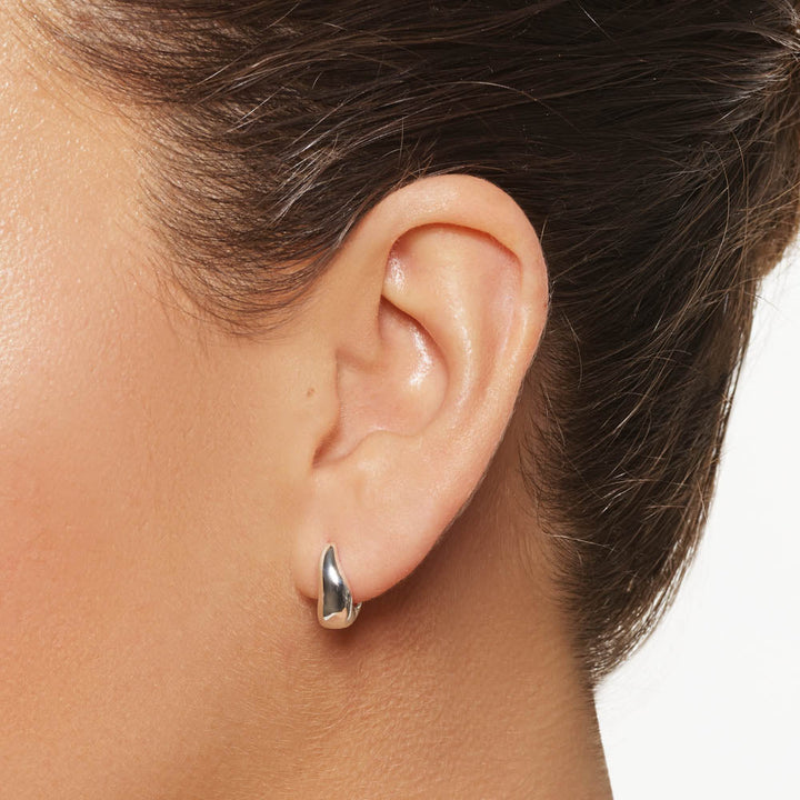 Medley Earrings Mini Wave Dome Huggies in Silver
