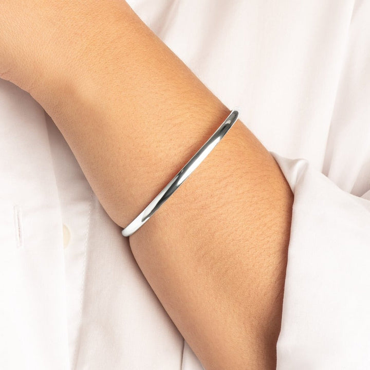 Medley Bangle/Bracelet Polished Plain Bangle in Silver