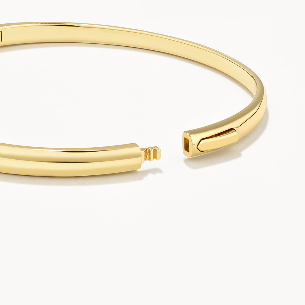 Medley Bangle/Bracelet Polished Plain Bangle in Gold
