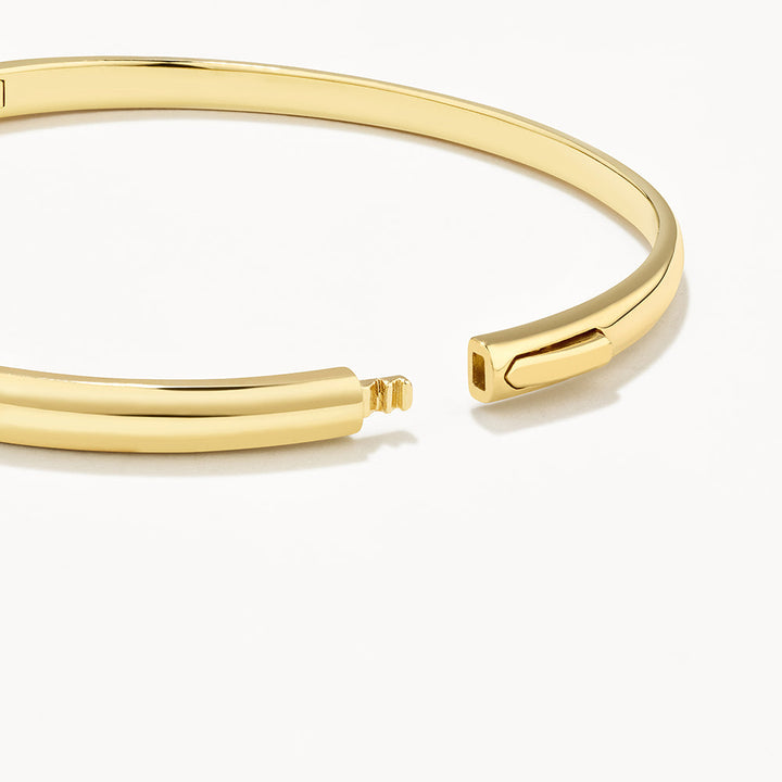 Medley Bangle/Bracelet Polished Plain Bangle in Gold