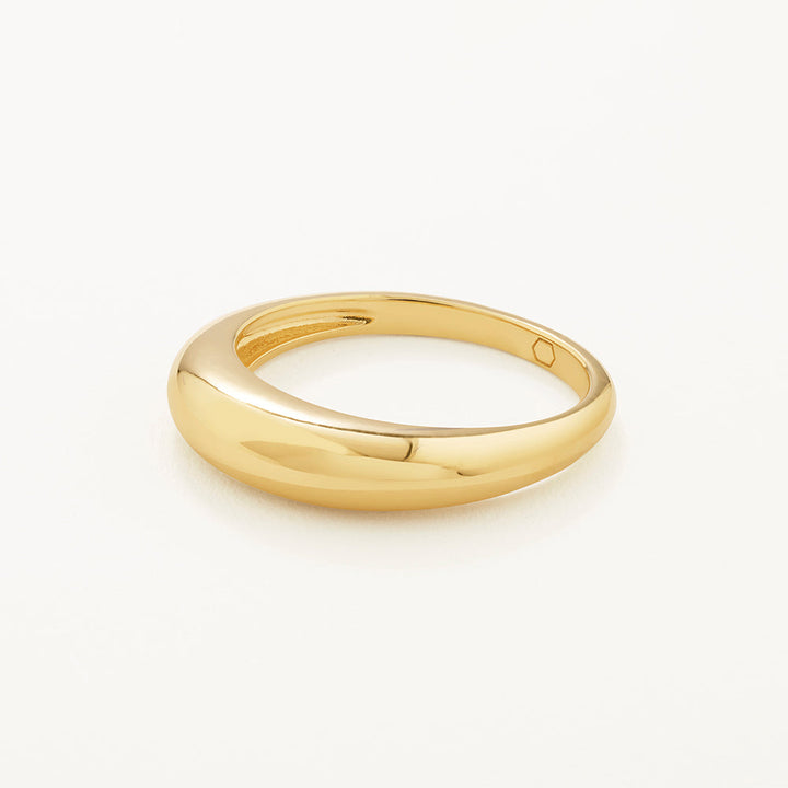 Medley Ring Slim Curve Dome Ring in Gold