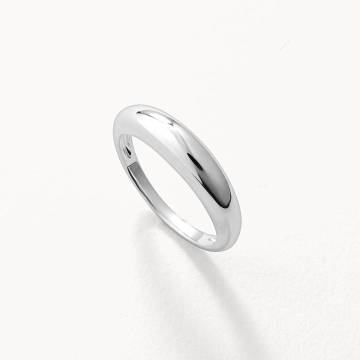 Medley Ring Slim Curve Dome Ring in Silver