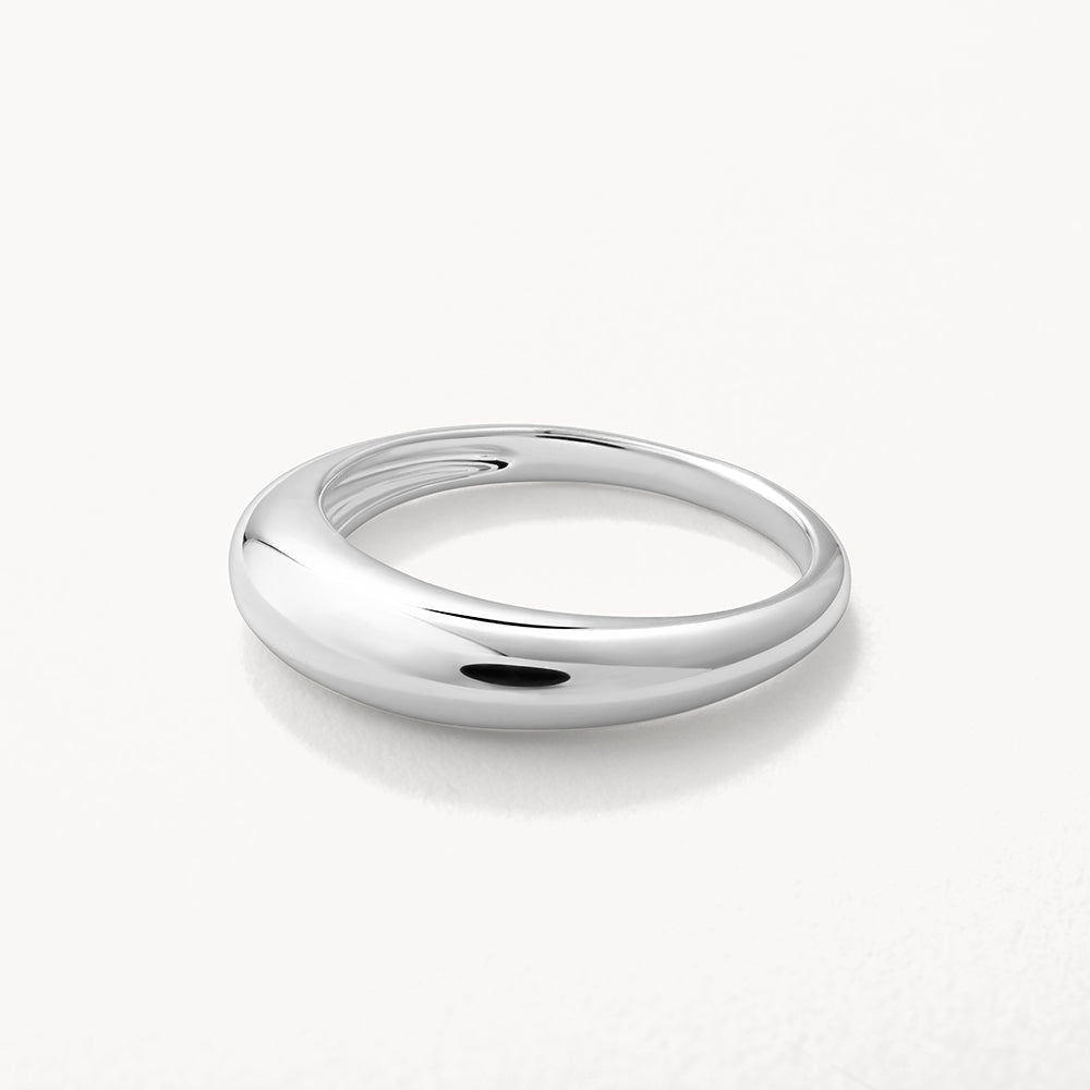 Medley Ring Slim Curve Dome Ring in Silver