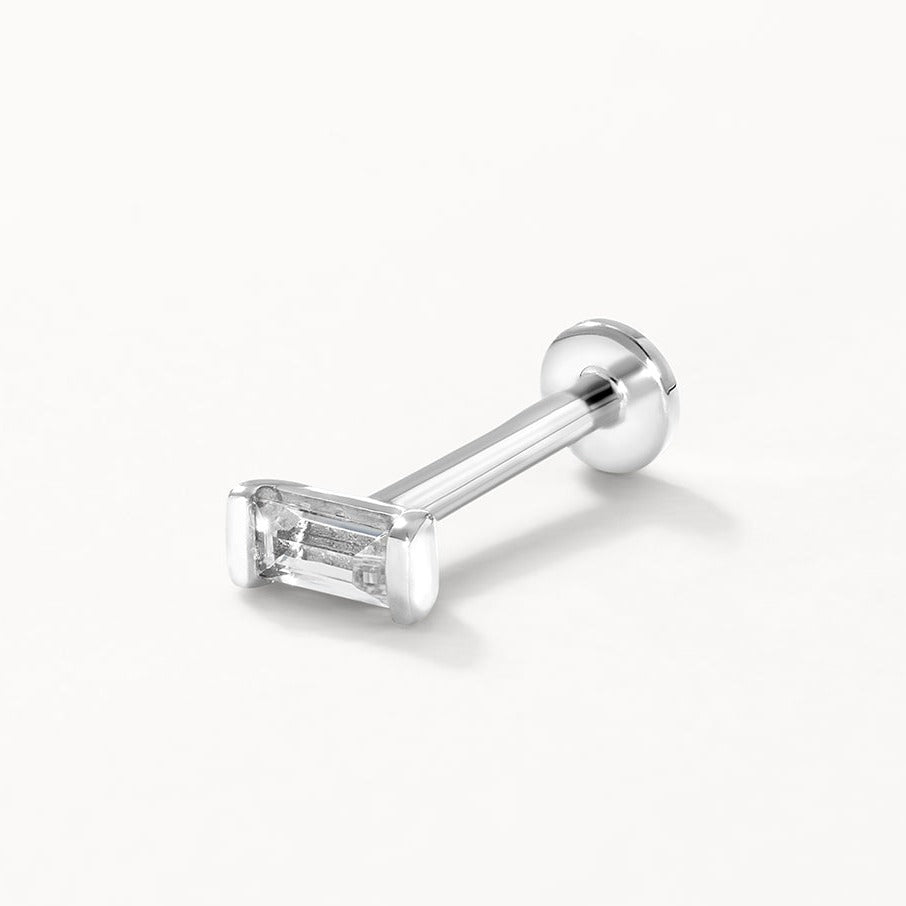 Baguette single stud Baguette single stud