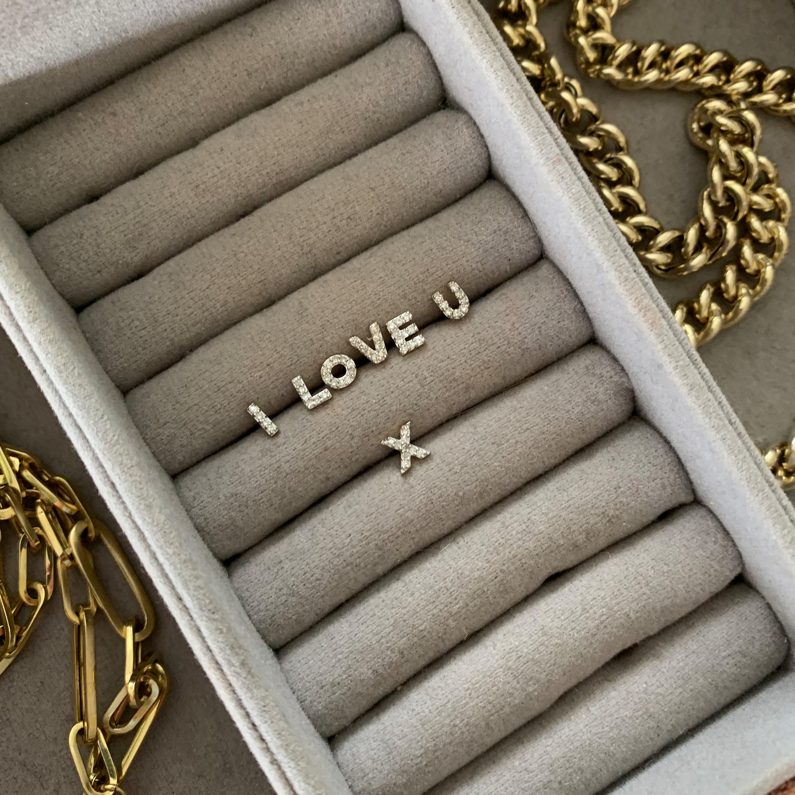 Diamond, pearls and gold: Shop the Valentine's Day jewelry she