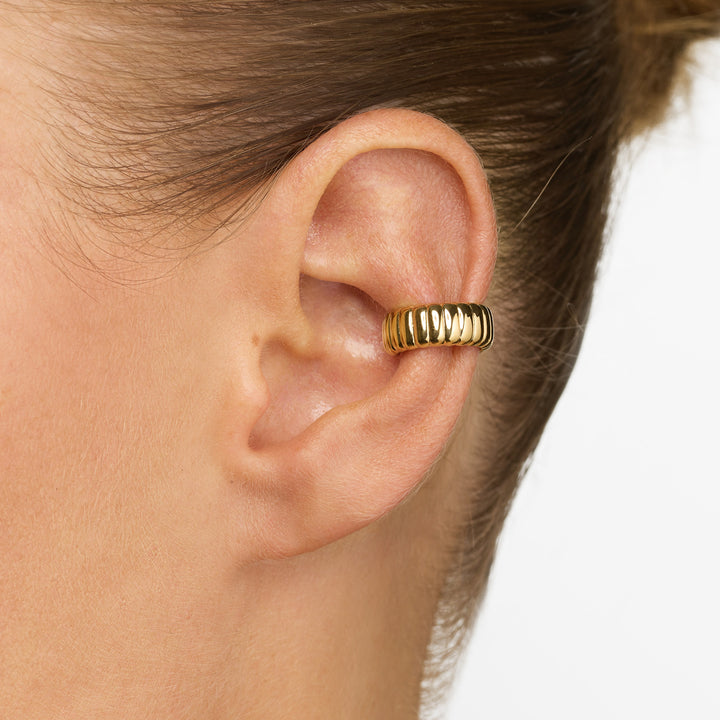 Bubble Dome Ear Cuff in Gold