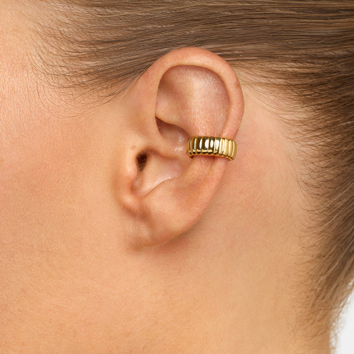 Bubble Dome Ear Cuff in Gold
