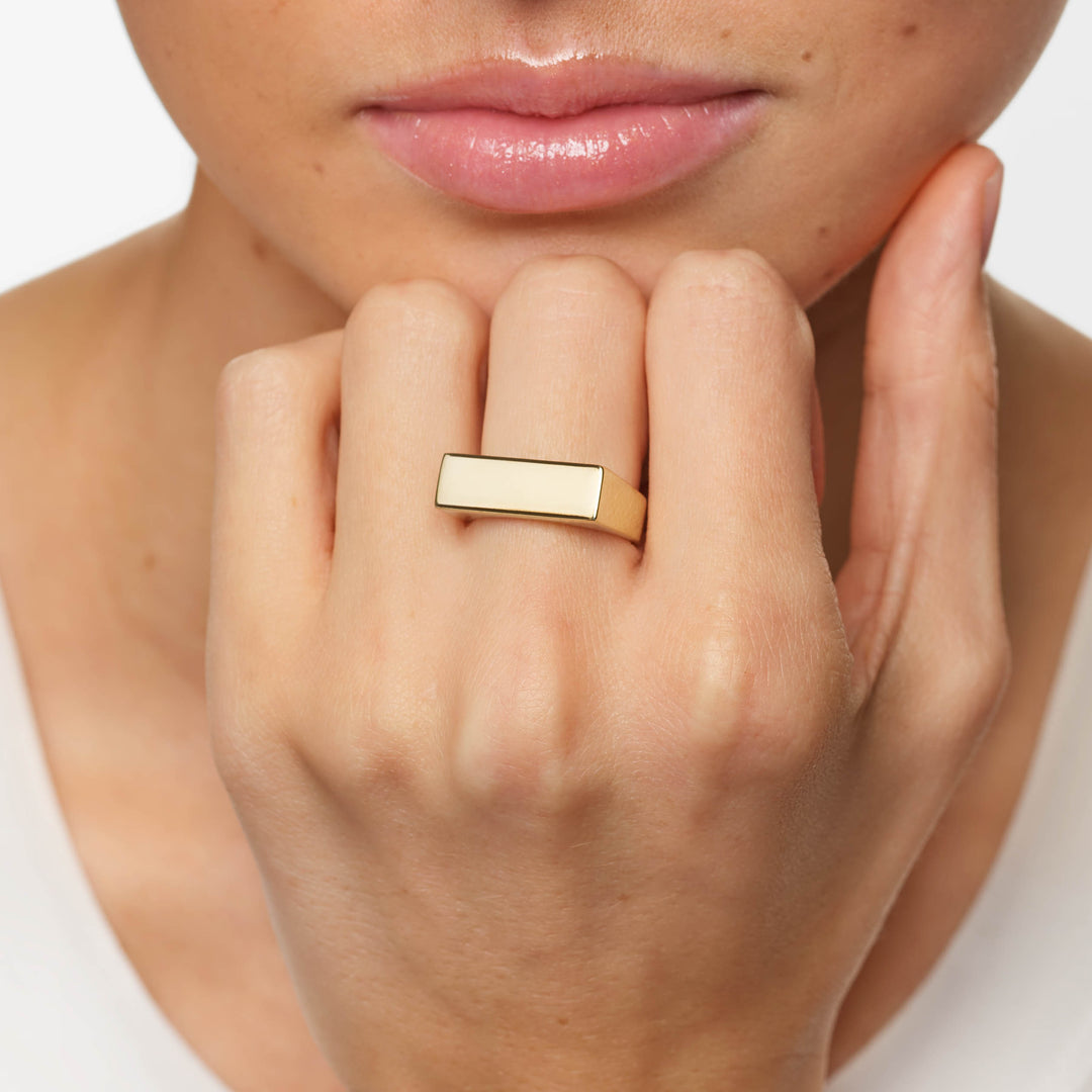 Engravable Square Unisex Signet Ring in Gold