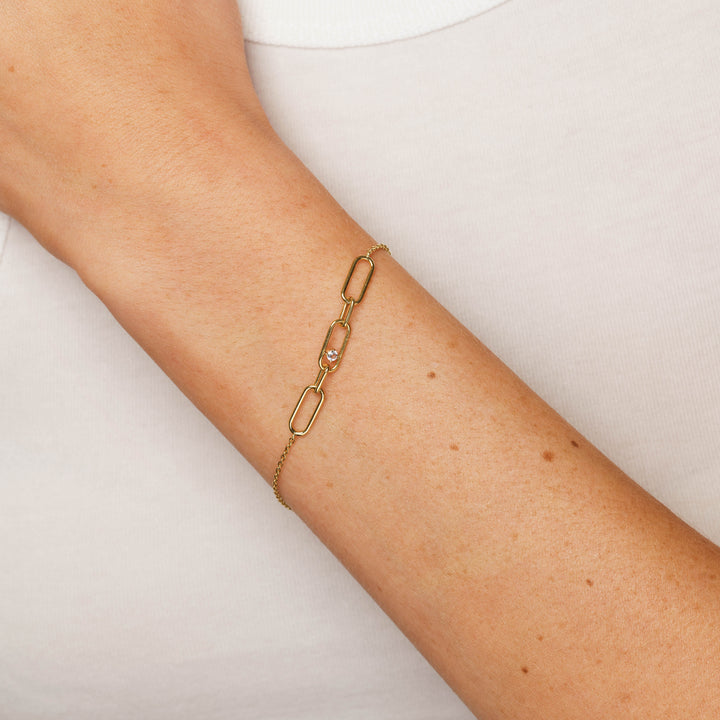 White Topaz Paperclip Link Bracelet in Gold