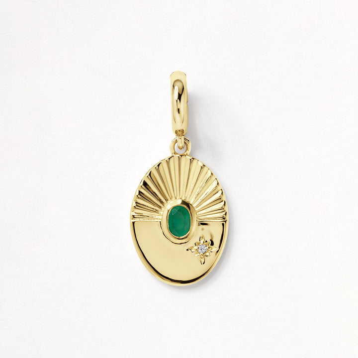 Emerald Sunray Oval Pendant in Gold