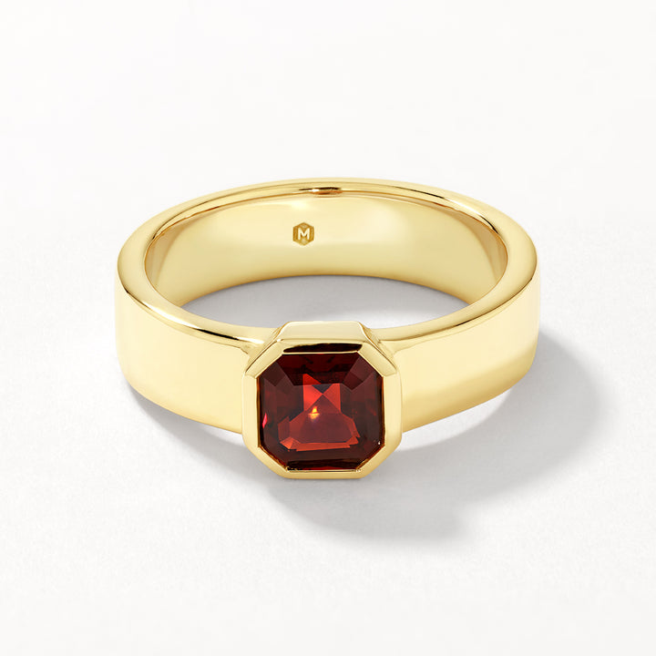 Garnet Square Bezel Cigar Band in Gold
