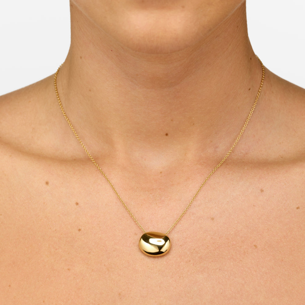Sculpted Dome Pendant Necklace in Gold