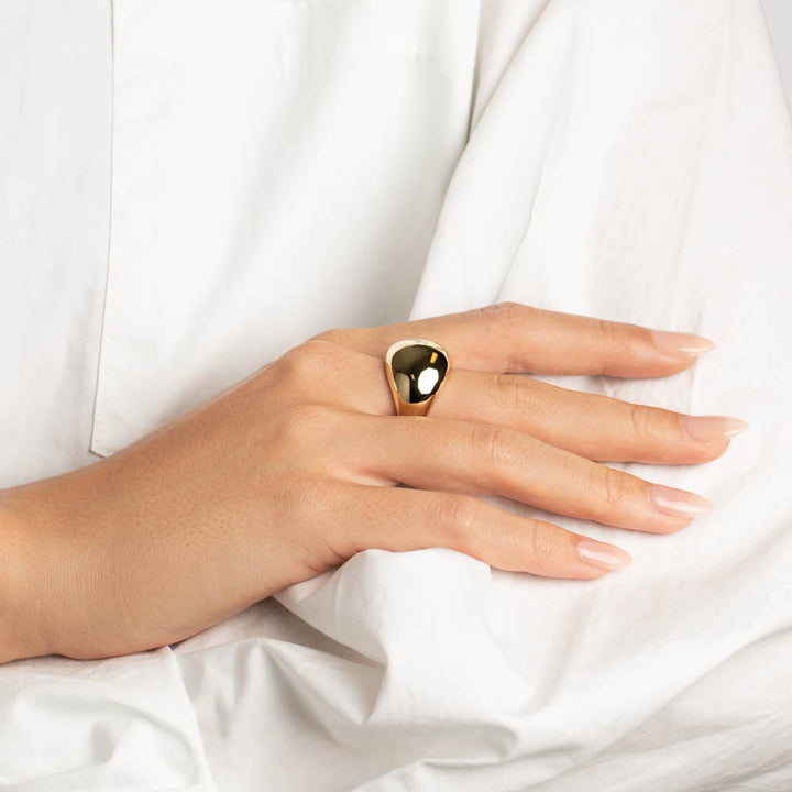 Medley Ring Ball Dome Ring in Gold