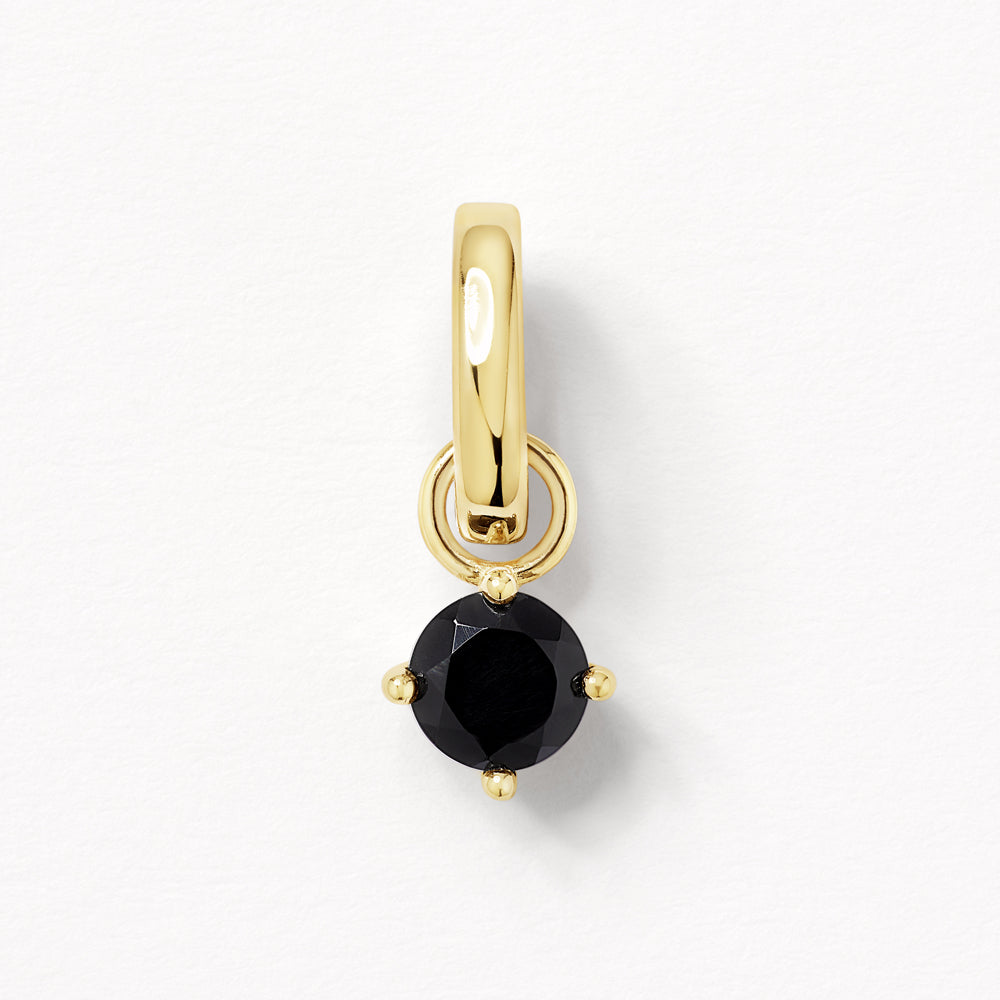 Medley Pendant Black Onyx Round Charm Pendant in Gold