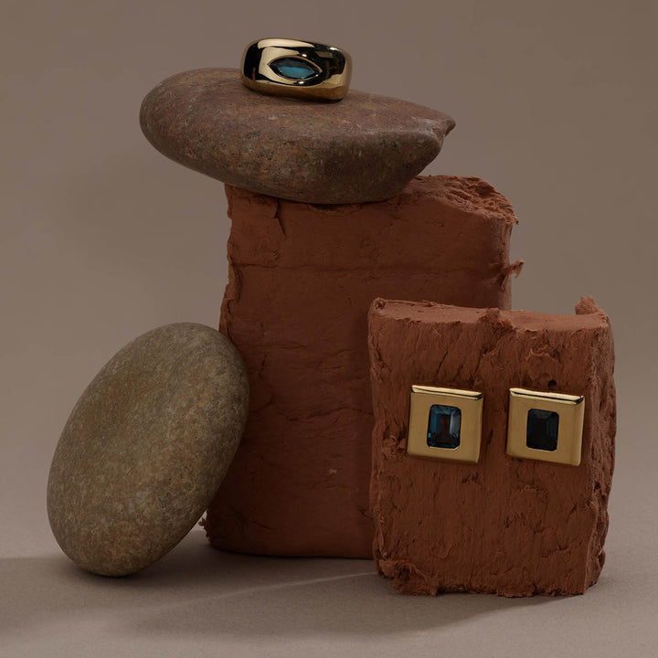 Medley Ring Blue Topaz Marquise Curve Pinky Ring in Gold