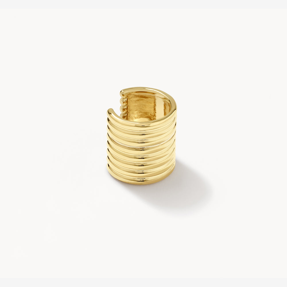 Medley Earrings Chunky Ribbed Ear Cuff in Gold