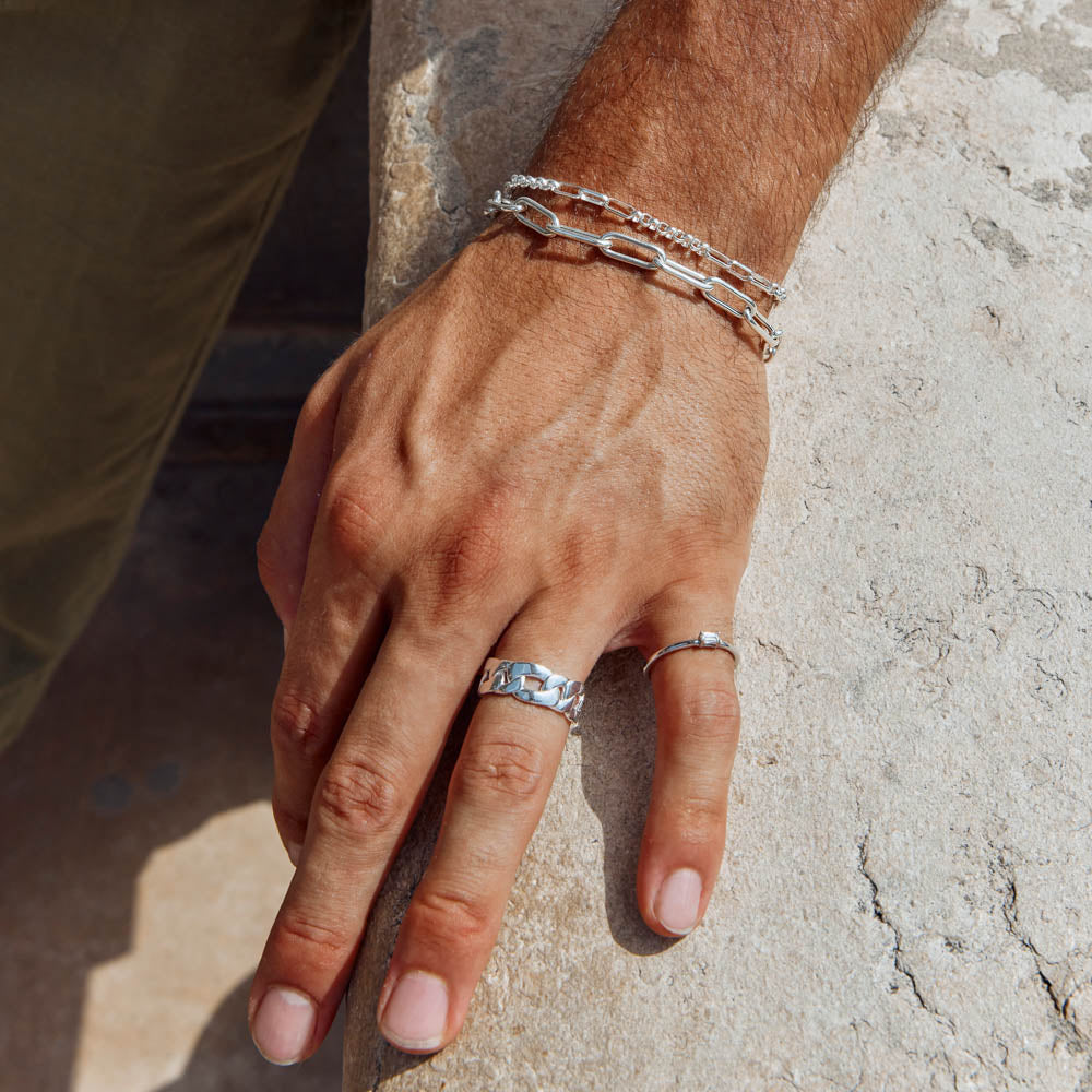 Medley Ring Curb Chain Link Ring in Silver