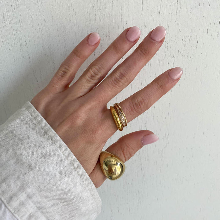 Curve Dome Pinky Ring in Gold