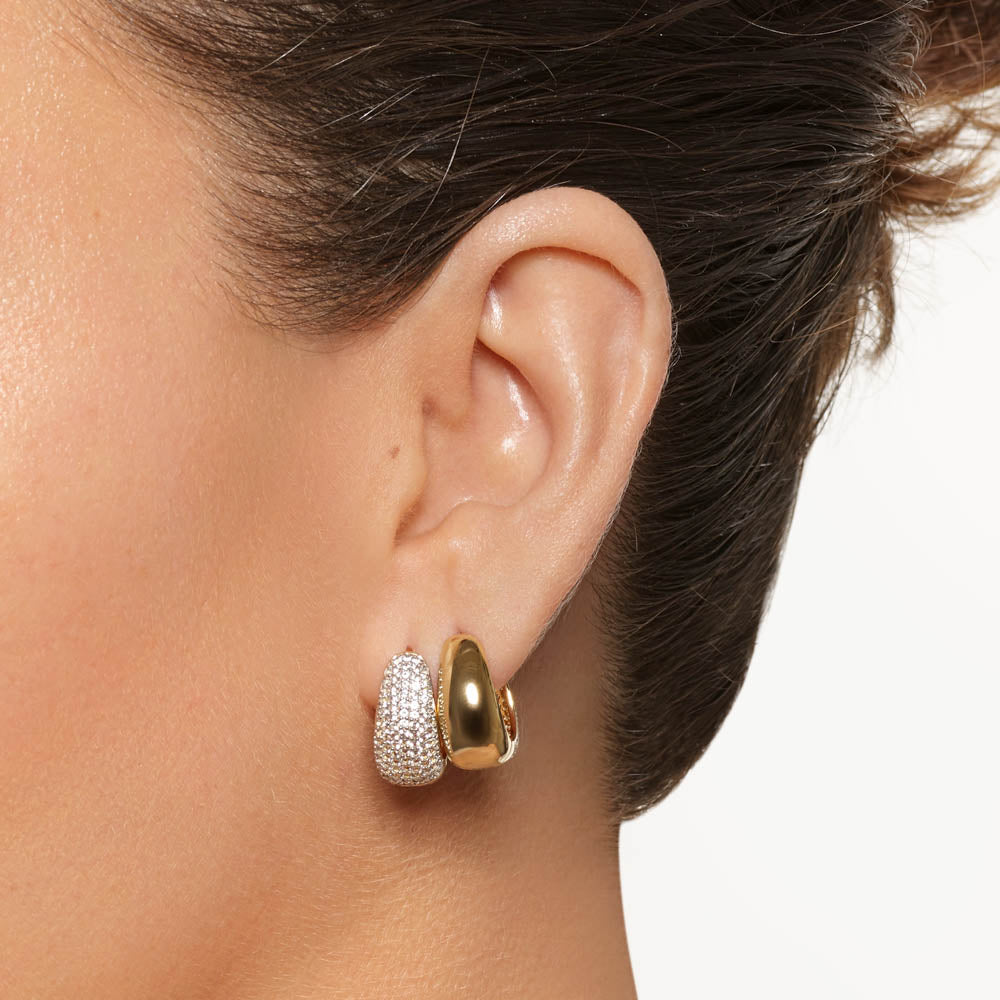 Medley Sets Day To Night Dome Huggie Earring Set in Gold