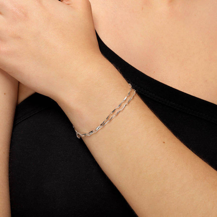 Medley Bangle/Bracelet Double Twist Bar Link Chain Bracelet in Silver