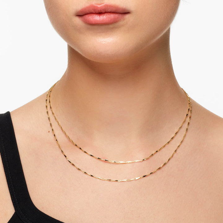 Double Twist Bar Link Chain Necklace in Gold