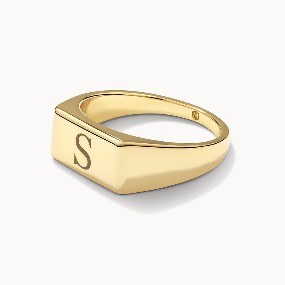 Medley Ring Engravable Rectangle Signet Pinky Ring in Gold