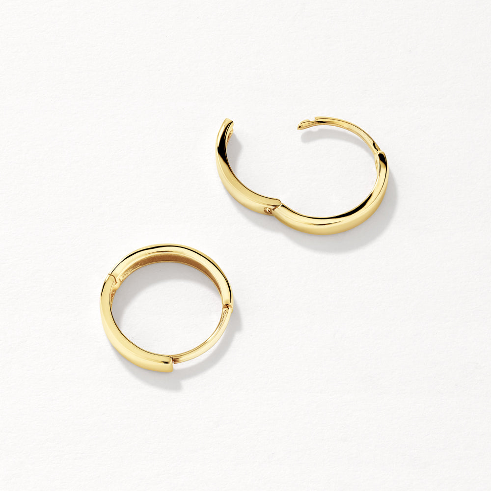Medley Earrings Fine Classic Huggie Earrings in 10k Gold