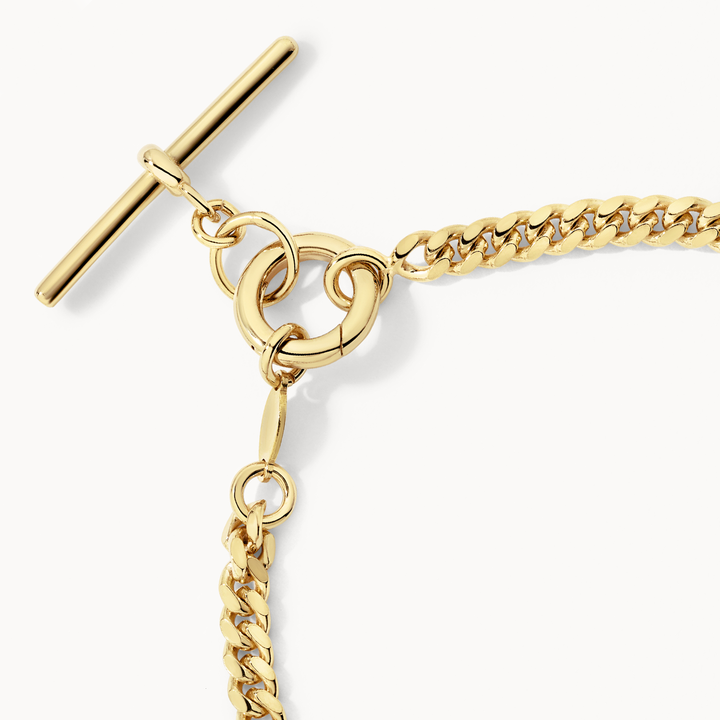 Fob Curb Chain Bracelet in Gold