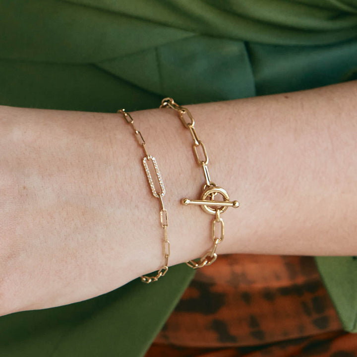 Fob Paperclip Chain Bracelet in Gold