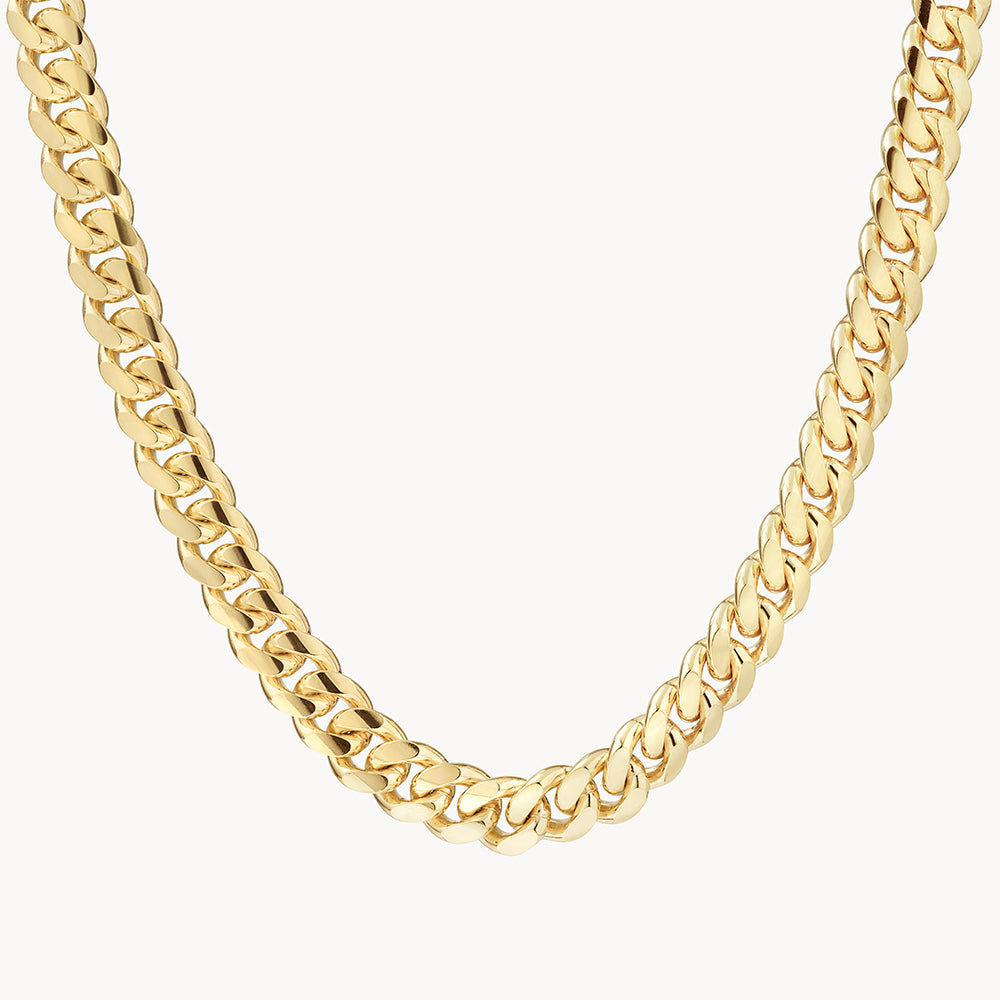 Heavy Flat Curb Chain in Gold