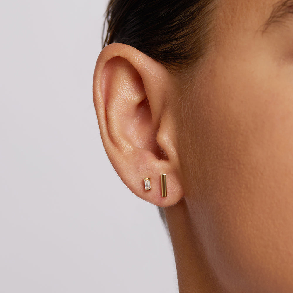 Medley Earrings Laboratory Grown Diamond Baguette Stud Earrings in 10k Gold