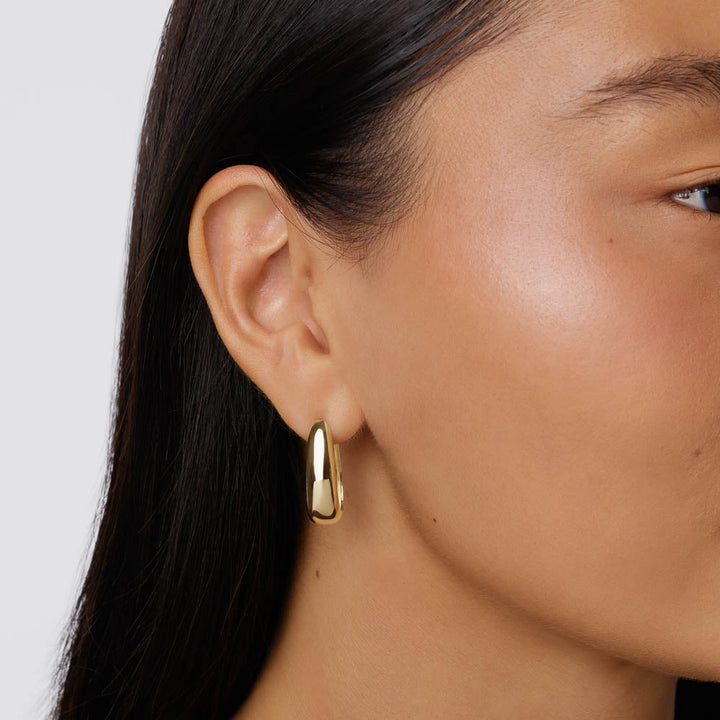 Medley Earrings Maxi Dome Hoops in Gold