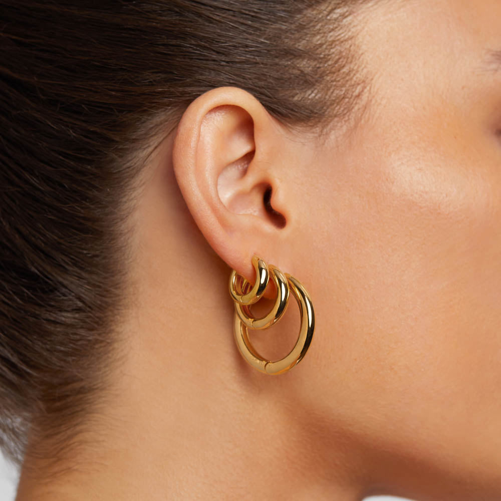 Midi Curve Hoop Earrings in Gold Medley Jewellery