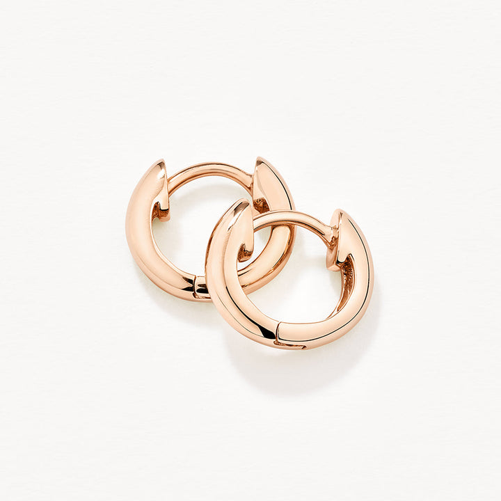 Midi Huggie Earrings in Rose Gold