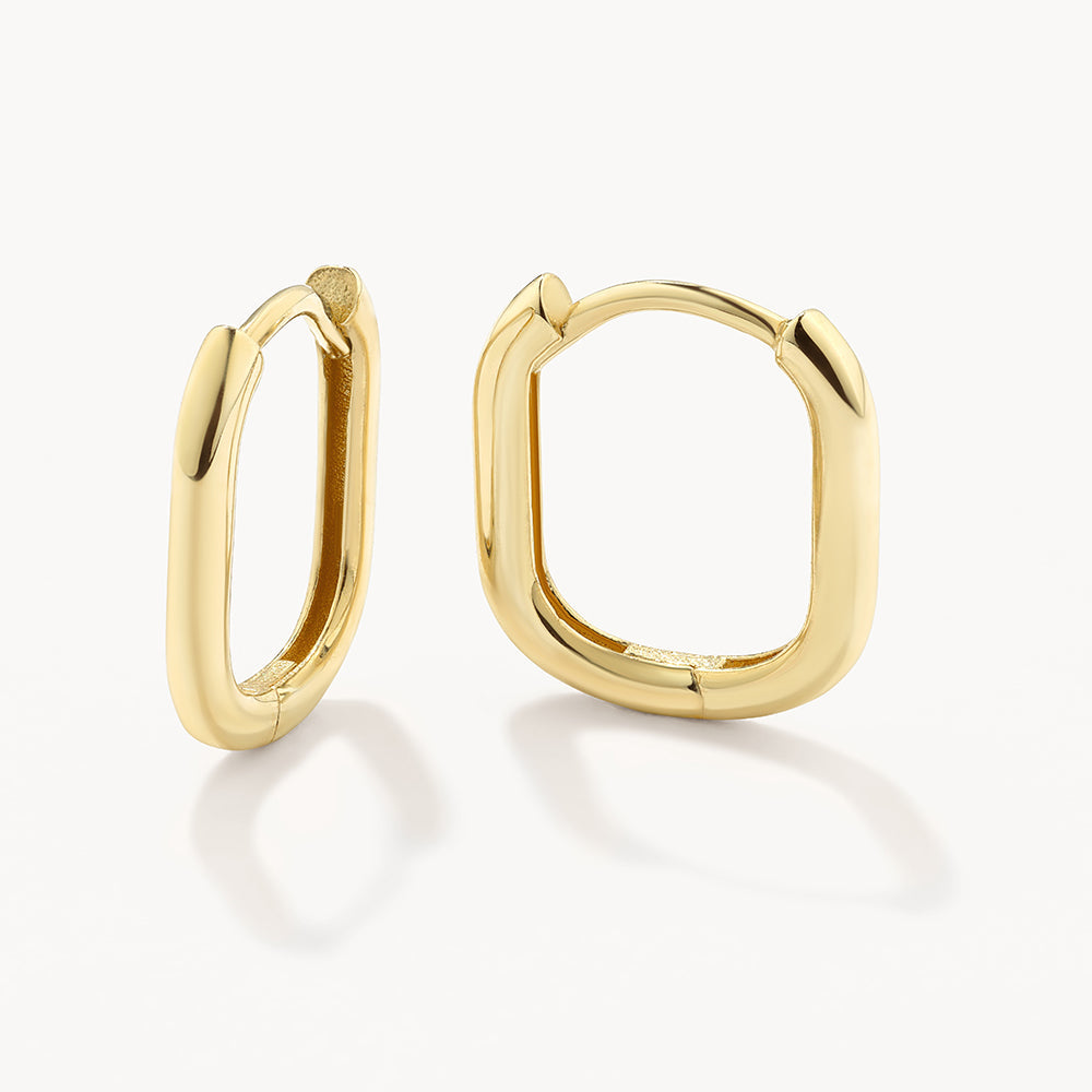 Oval Paperclip Huggie Earrings in 10k Gold