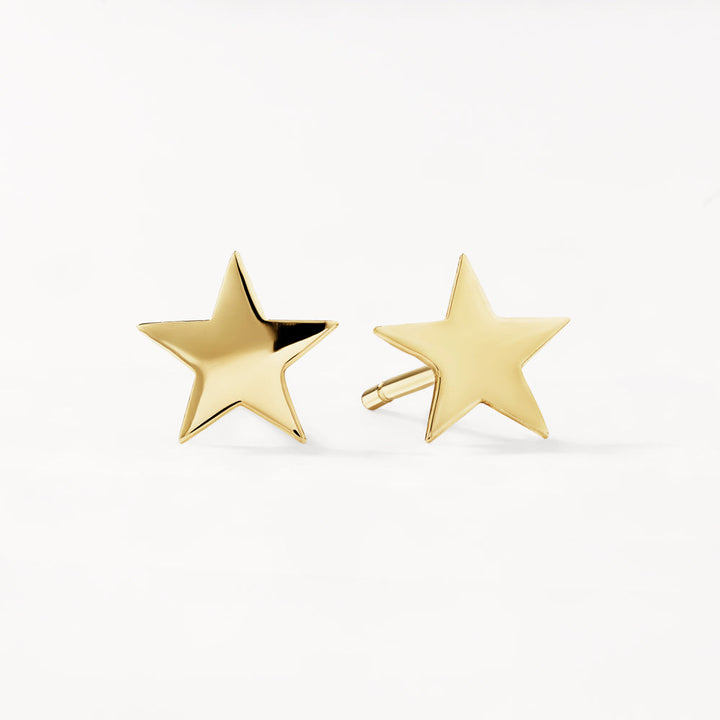 Medley Earrings Plain Star Stud Earrings in 10k Gold