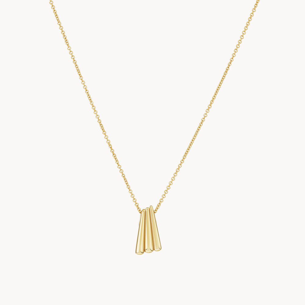 Medley Necklace Ribbed Fan Pendant Necklace in Gold