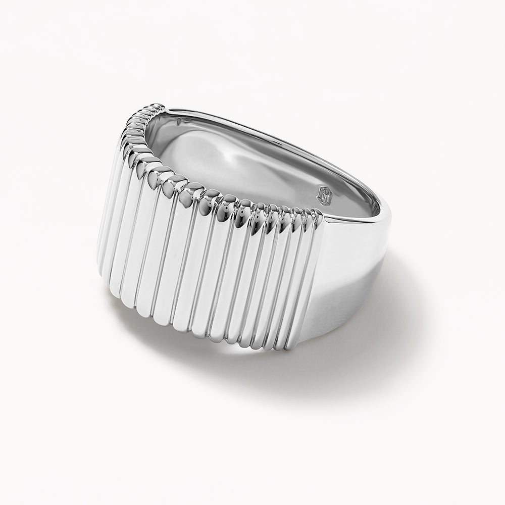 Medley Ring Ribbed Tapered Barrel Ring in Silver