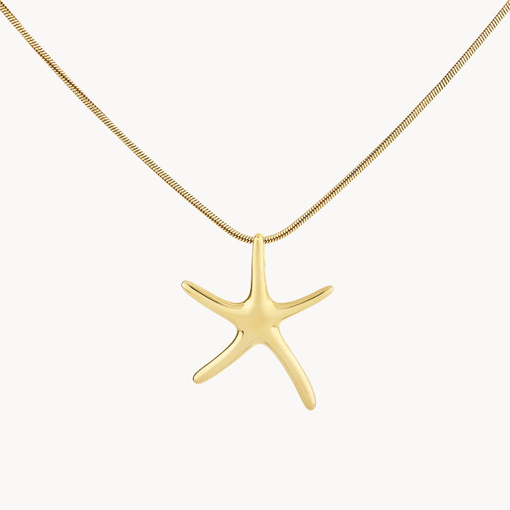 Medley Sets Starfish Pendant Necklace in Gold