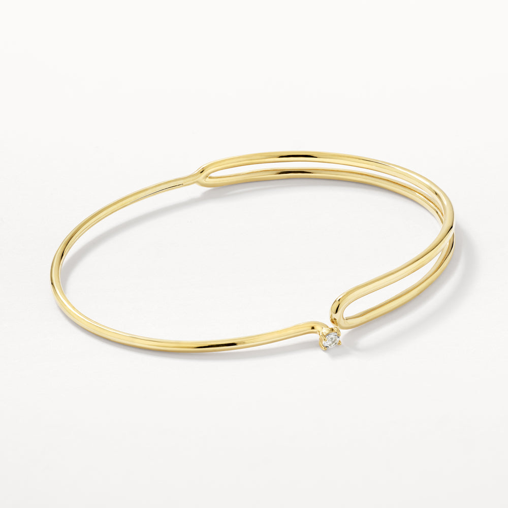 Medley Bangle/Bracelet White Topaz Link Loop Bangle in Gold