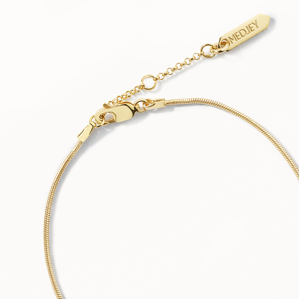 Fine Snake Chain Bracelet in Gold