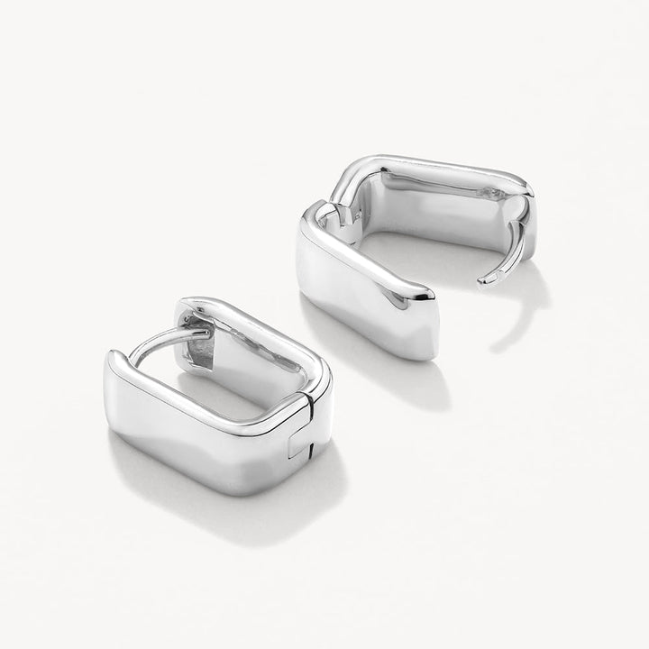 Medley Earrings Mini Chunky Paperclip Earrings in Silver
