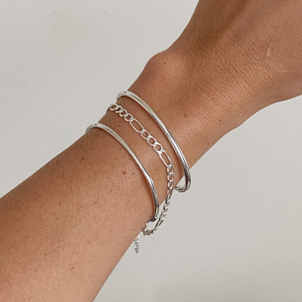Polished Plain Bangle in Silver